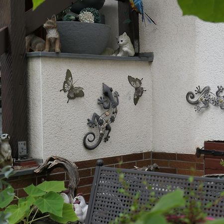 Ferienwohnungen im Moseltal Löf Exterior foto