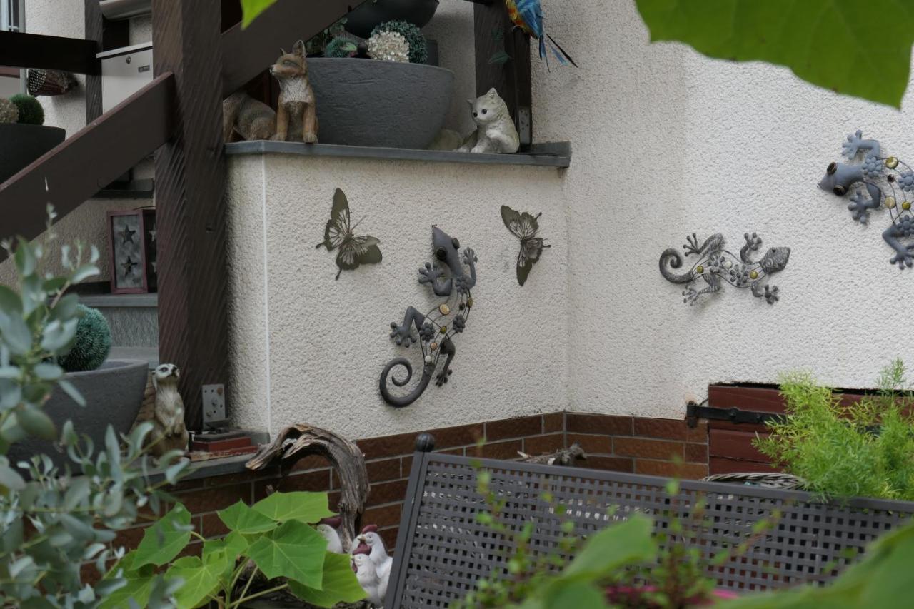 Ferienwohnungen im Moseltal Löf Exterior foto